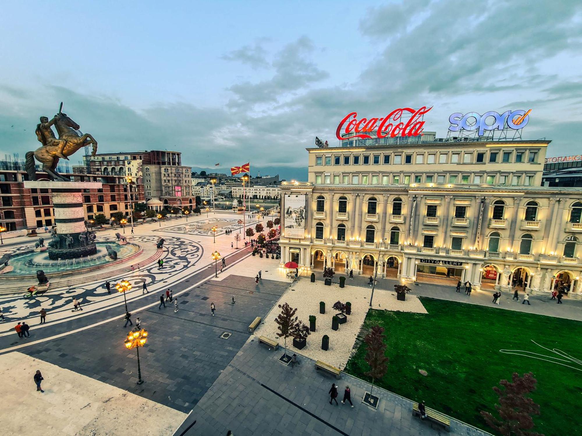 Fantazy Apartment Main Square سكوبجي المظهر الخارجي الصورة